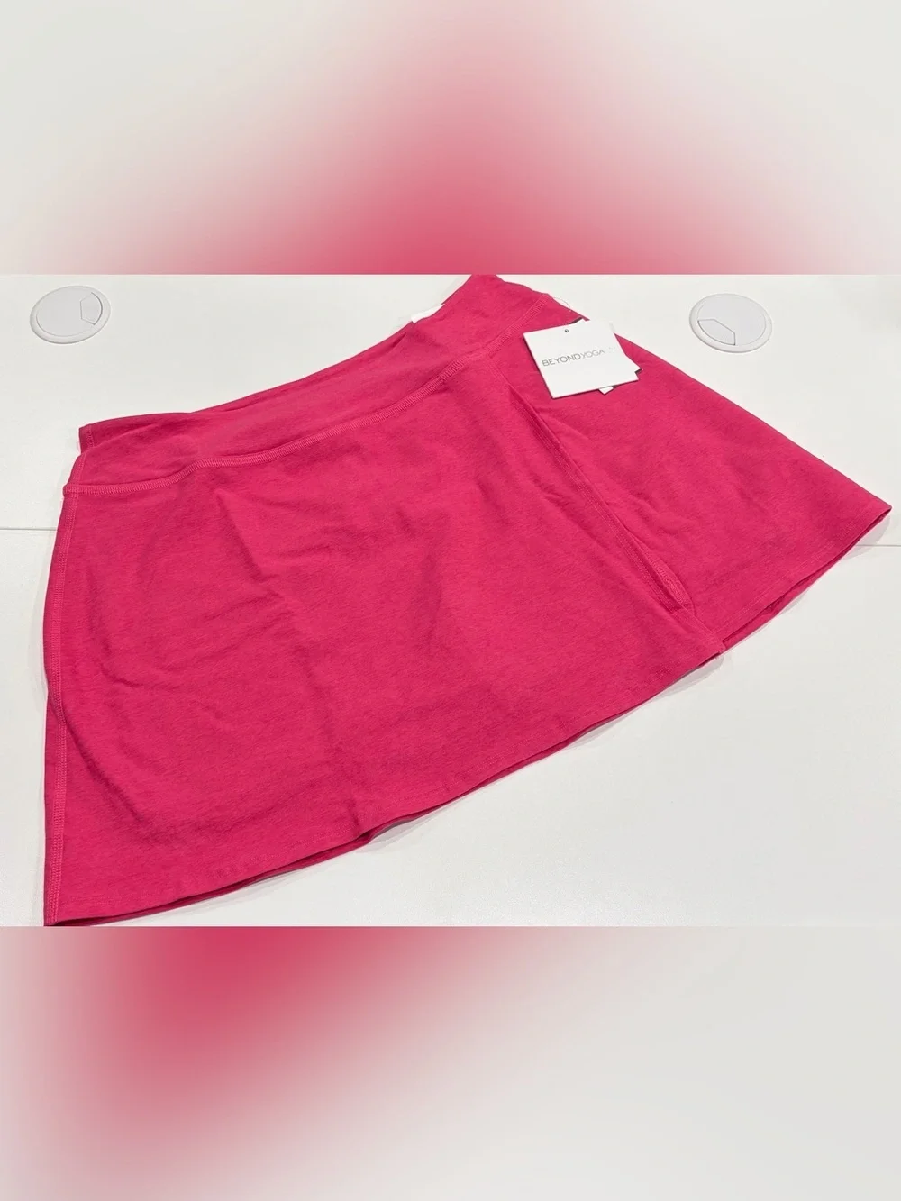Beyond Yoga Women's XL Spacedye Points Crossover Skirt Vivid Pink NWT Lined